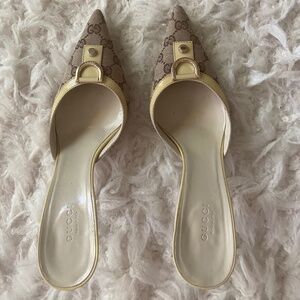 Gucci Beige GG Canvas and Patent Leather D Ring Mules - size 8.5